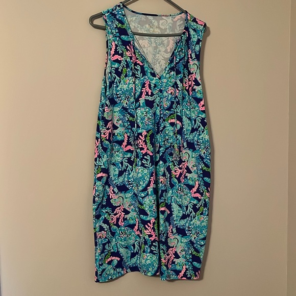 Lilly Pulitzer Johana Coverup - Picture 2 of 8